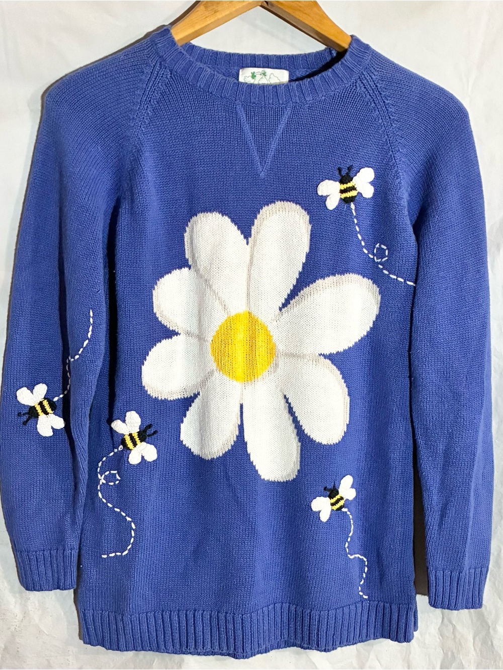 The Quacker Factory Daisy Sweater Sz XS Bumble Bees Whimsical Fun Vintage
